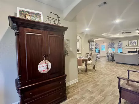 Entry Way - 42 Trail Lk, Trinity, TX 75862 photo 2 of 6