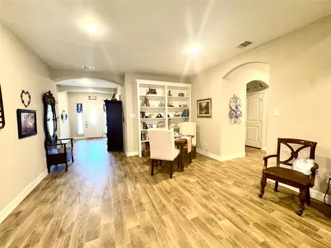 Entry Way - 42 Trail Lk, Trinity, TX 75862 photo 4 of 6
