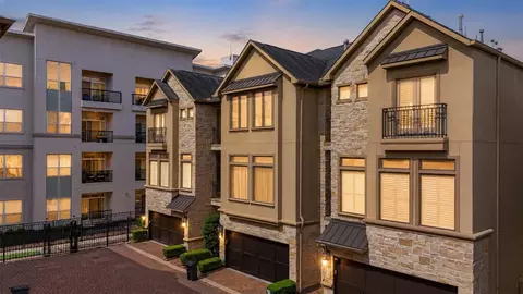 843 Rosastone Trl, Houston, TX 77024