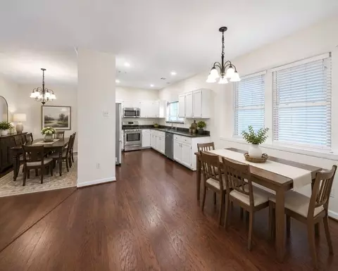Dining - 18 Dover Dr, Conroe, TX 77304 photo 1 of 2