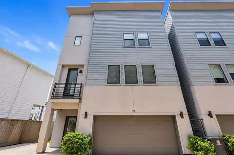 961 Saint Augustine St, Houston, TX 77023