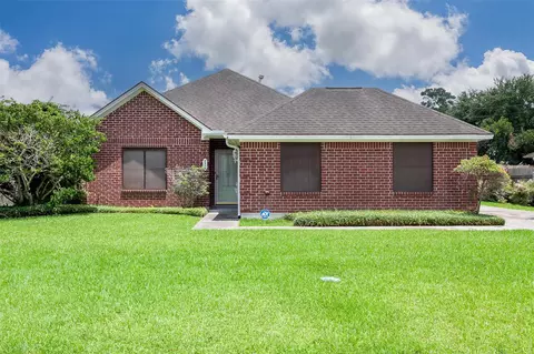 3314 Montrose St, Orange, TX 77632