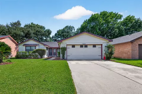 3022 Mosby Dr, Sugar Land, TX 77479