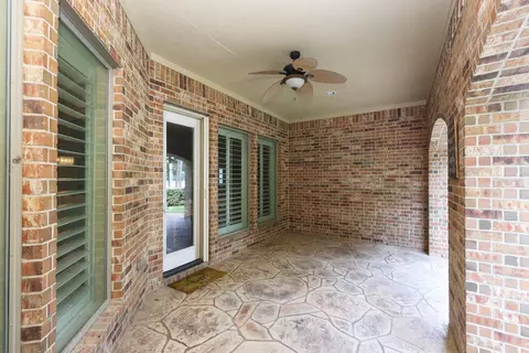 Exterior - 2811 King Point View Ln, Spring, TX 77388 photo 4 of 8