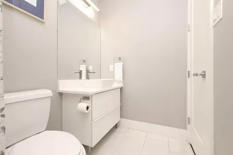 Bath - 2811 King Point View Ln, Spring, TX 77388 photo 3 of 6
