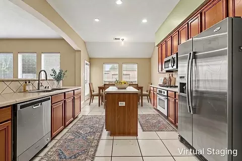9018 Sunny Brook Ln, Pearland, TX 77584