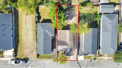 919 E 32nd St, Houston, TX 77022