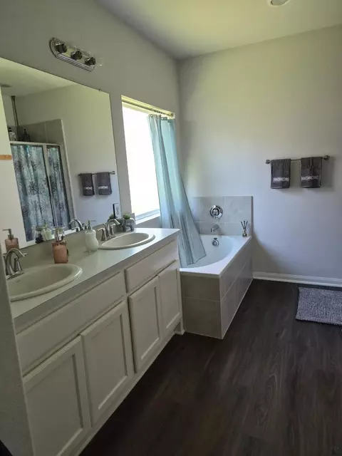Bath - 3731 Kaylee Rd, Conroe, TX 77306 photo 1 of 2