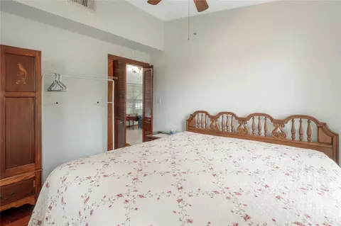 Bedroom - 318 Timberline Dr, Trinity, TX 75862 photo 6 of 8