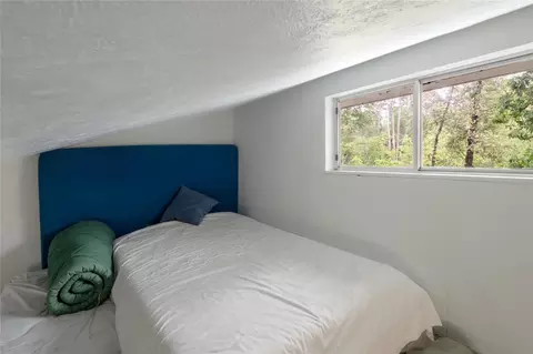 Bedroom - 318 Timberline Dr, Trinity, TX 75862 photo 7 of 8