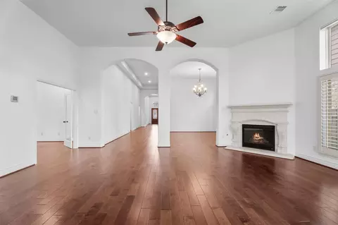 Living - 27318 Pendleton Trace Dr, Spring, TX 77386 photo 3 of 14