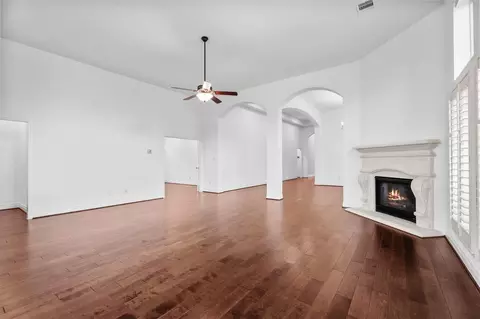 Living - 27318 Pendleton Trace Dr, Spring, TX 77386 photo 6 of 14