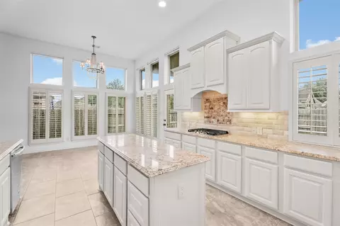 Kitchen - 27318 Pendleton Trace Dr, Spring, TX 77386 photo 2 of 3