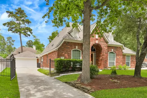 2 Westward Ridge Pl, The Woodlands, TX 77384