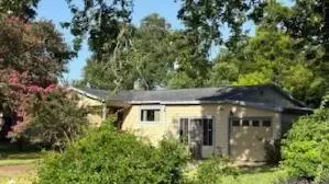 6734 E Bayou Dr, Hitchcock, TX 77563