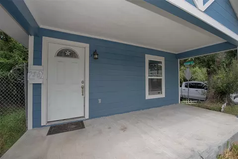 2802 Canfield St, Houston, TX 77004