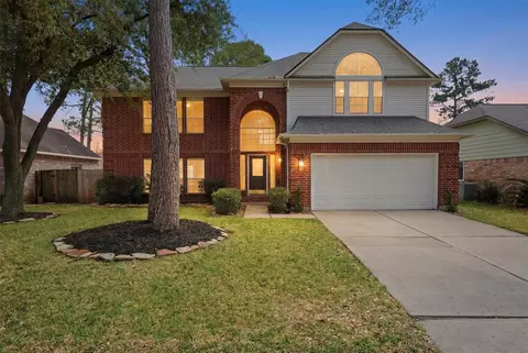 15606 Lago Villa Dr, Tomball, TX 77377