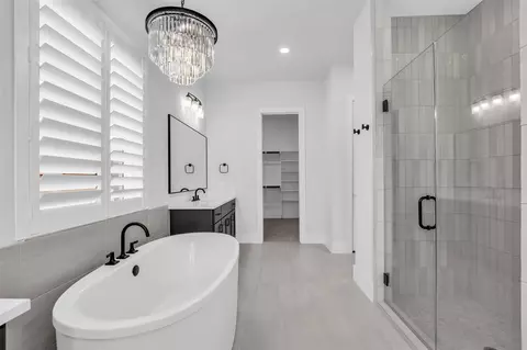 Bath - 4708 Lorelai Ln, Spring, TX 77386 photo 2 of 6