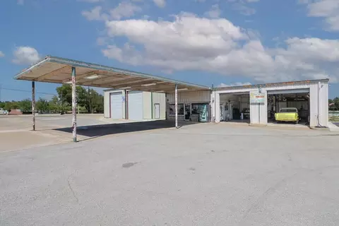 415 State Highway 36 S, Caldwell, TX 77836