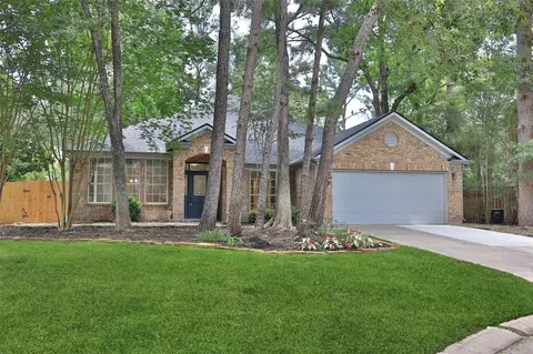 60 W Twinberry Pl, The Woodlands, TX 77381