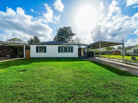 2105 12th St, Galena Park, TX 77547