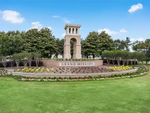 19202 Cannon Hills Ln, Richmond, TX 77407