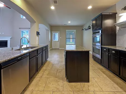 Kitchen - 24542 N Denham Ridge Ln, Spring, TX 77389 photo 2 of 3