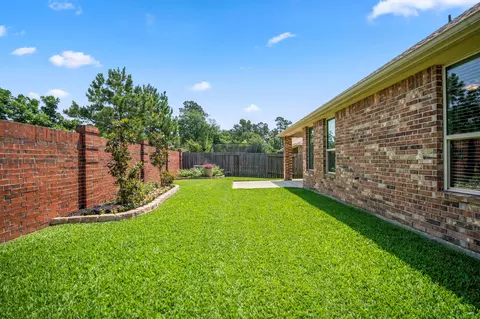 Exterior - 5522 Glenfield Spring Ln, Spring, TX 77389 photo 6 of 8