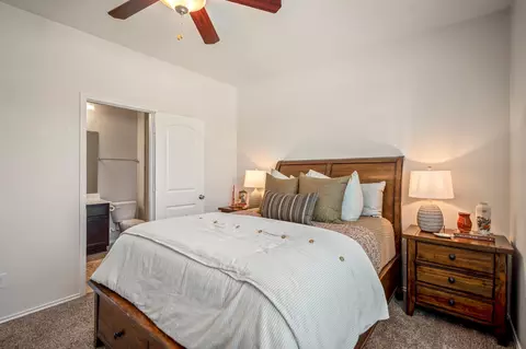 Bedroom - 5522 Glenfield Spring Ln, Spring, TX 77389 photo 5 of 6