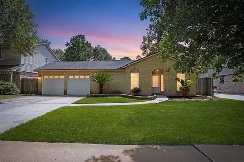 17119 Mellow Ridge Dr, Spring, TX 77379