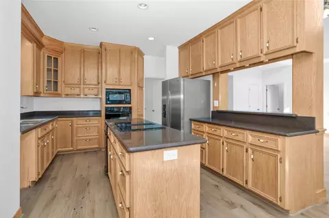 Kitchen - 14657 Cedar Lane Loop, Willis, TX 77378 photo 2 of 3