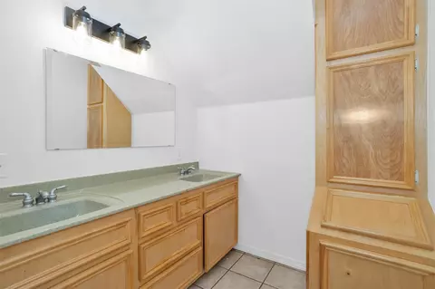 Bath - 14657 Cedar Lane Loop, Willis, TX 77378 photo 4 of 4