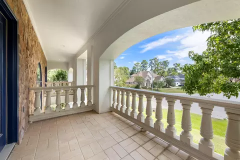 Exterior - 25322 Piney Bend Ct, Spring, TX 77389 photo 7 of 9