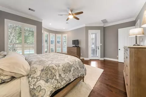 Bedroom - 25322 Piney Bend Ct, Spring, TX 77389 photo 2 of 6