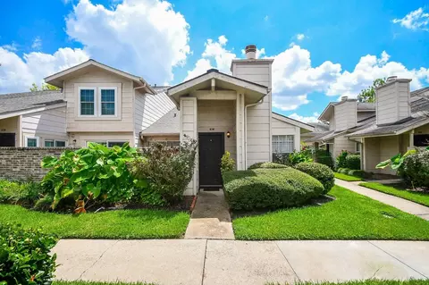 13038 Leader St #991, Houston, TX 77072