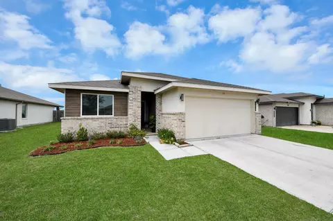 14519 Rain Tree Dr, Baytown, TX 77523