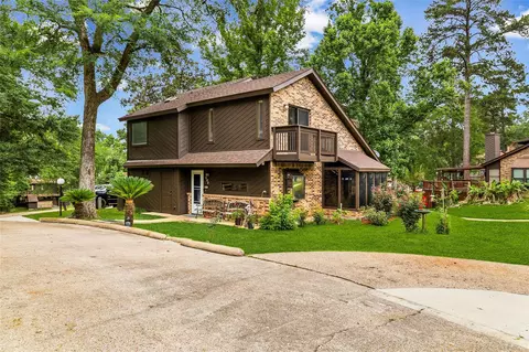133 Fountain Lk #133, Livingston, TX 77351