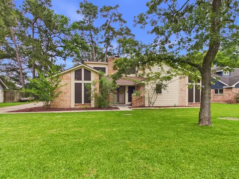 1510 Burning Tree Rd, Kingwood, TX 77339