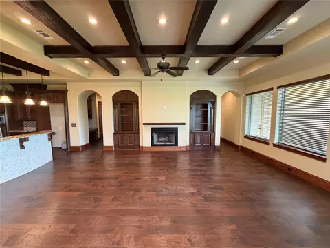 Living - 903 Chenango Ranch Dr, Angleton, TX 77515 photo 5 of 10
