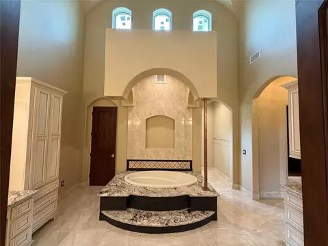 Bath - 903 Chenango Ranch Dr, Angleton, TX 77515 photo 1 of 9