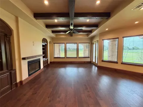 Living - 903 Chenango Ranch Dr, Angleton, TX 77515 photo 7 of 10