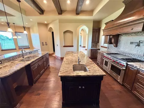 Kitchen - 903 Chenango Ranch Dr, Angleton, TX 77515 photo 5 of 5