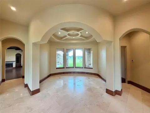 Living - 903 Chenango Ranch Dr, Angleton, TX 77515 photo 2 of 10