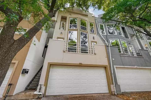 204 Marshall St #3, Houston, TX 77006