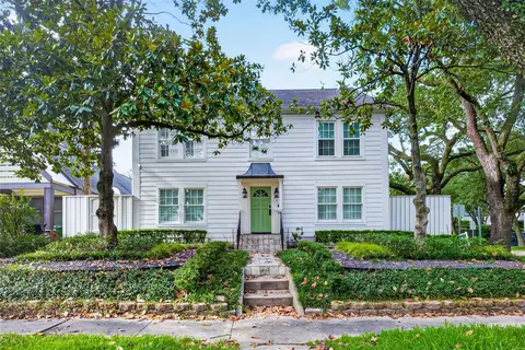 2127 Milford St, Houston, TX 77098