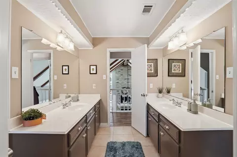 Entry Way - 3207 Candleknoll Dr, Spring, TX 77388 photo 2 of 4