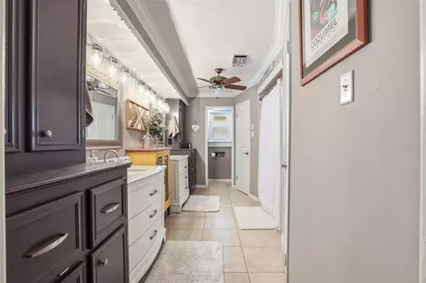 Entry Way - 3207 Candleknoll Dr, Spring, TX 77388 photo 3 of 4