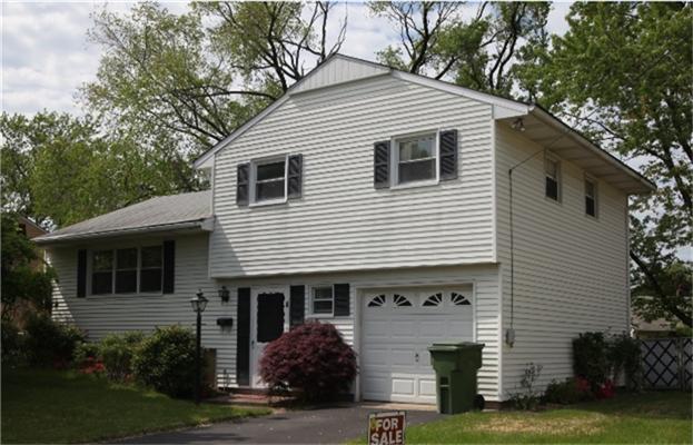 9 Ely Pl, Edison, NJ 08817 photo 1