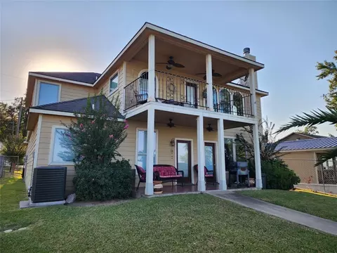 231 Key Largo Loop, Point Blank, TX 77364 photo 2