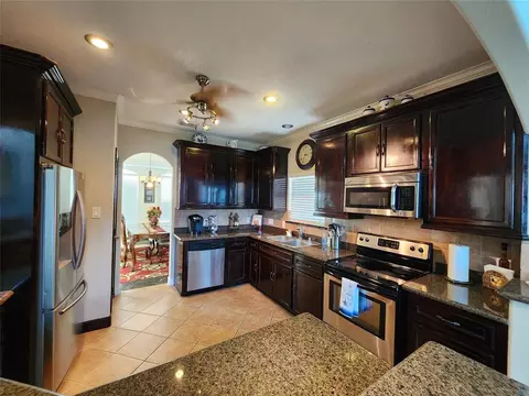231 Key Largo Loop, Point Blank, TX 77364 photo 16